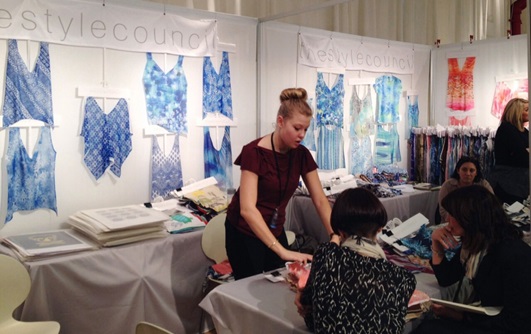 http://www.n-fashion.com/fashion/upload_images/Indigo1.jpg