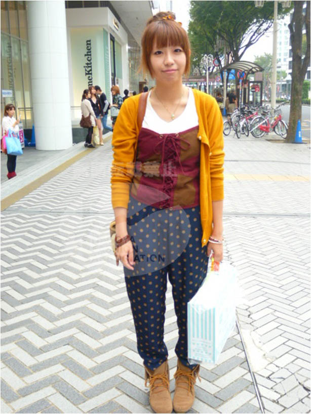 20111017akemi1-1 20111017akemi1-1